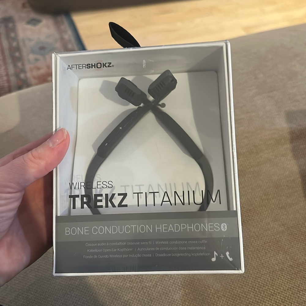 After Shokz Wirelesss Trekz Titanium Bone Conduction Headphones - NWT